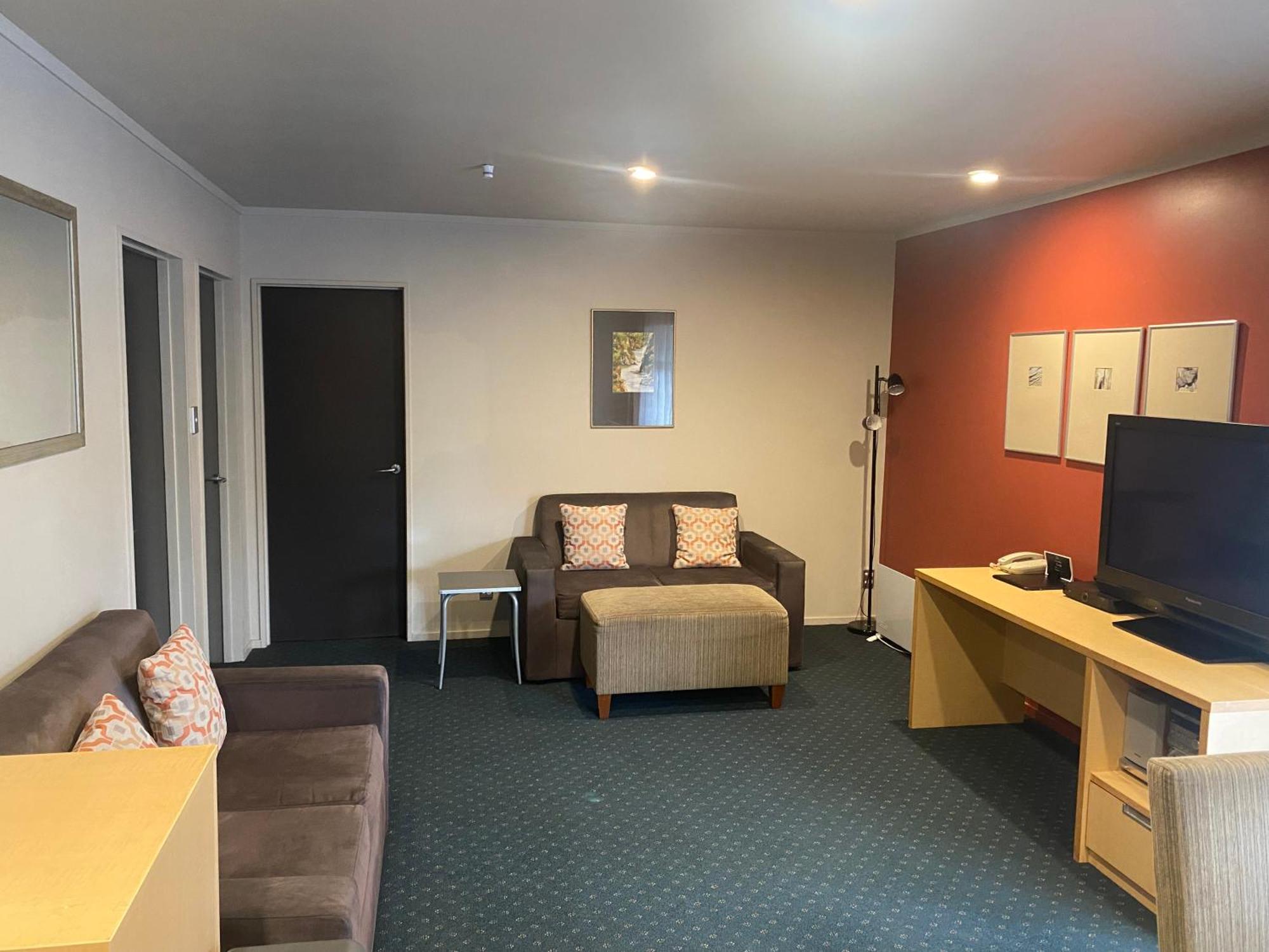 Bentleys Motor Inn Палмерстон-Норт Экстерьер фото