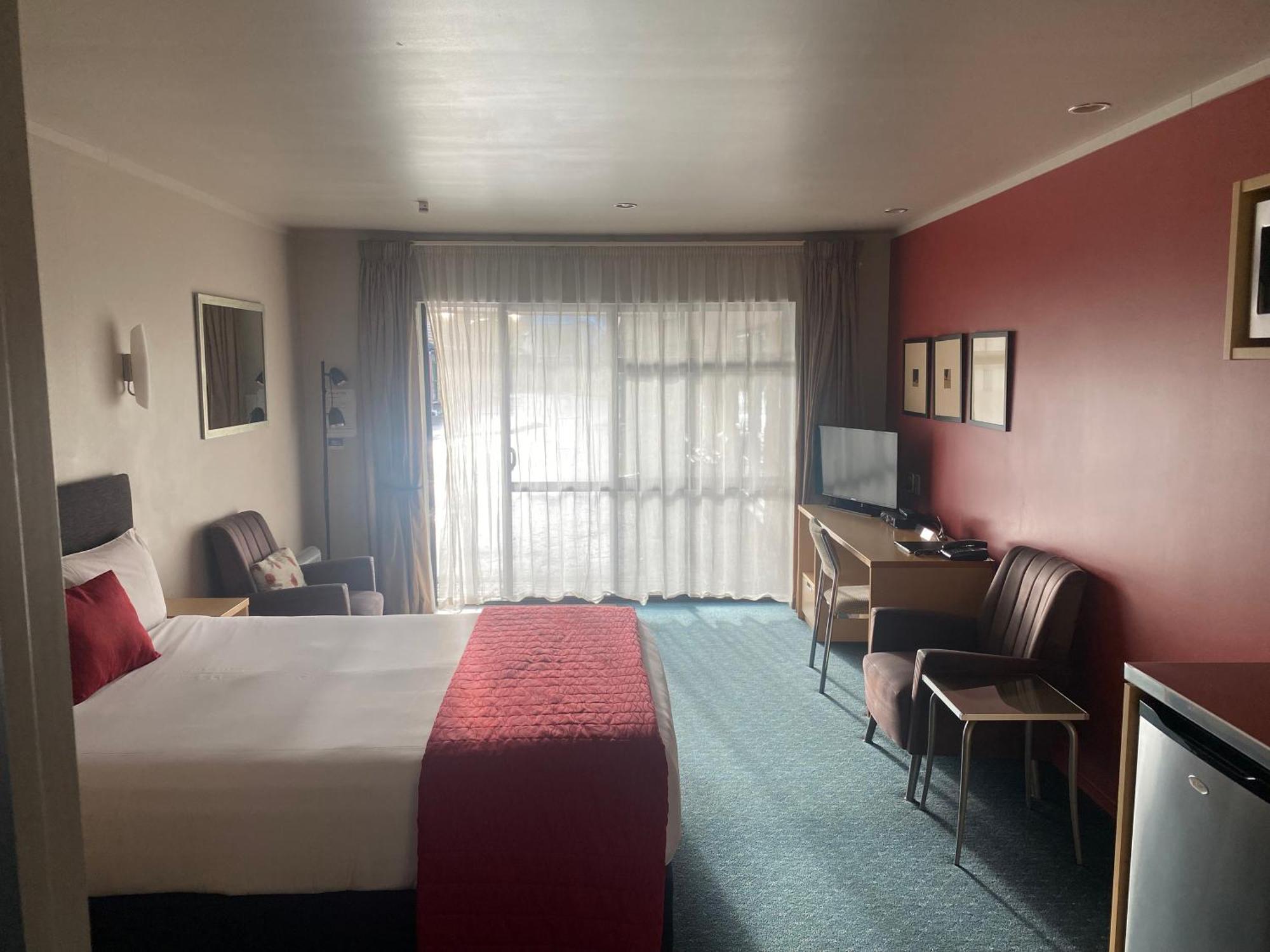 Bentleys Motor Inn Палмерстон-Норт Экстерьер фото